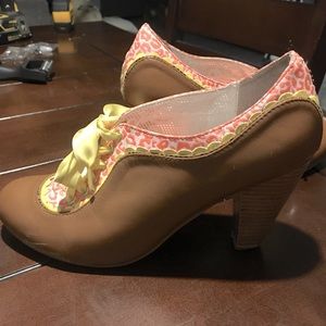 Poetic License Lace-up Oxfords